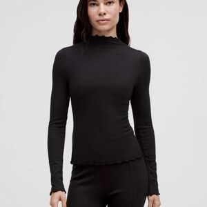 Lululemon Hold Tight Lettuce-Edge Turtleneck Black